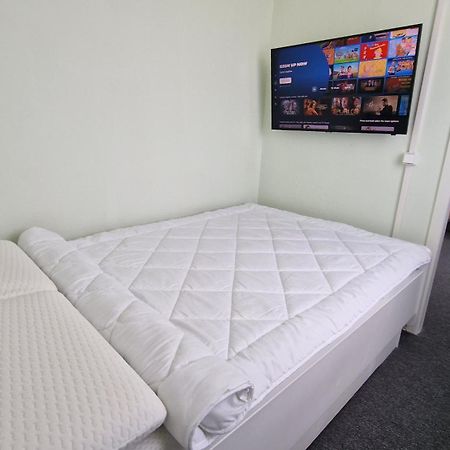 Citycenter Apartment - Bigtv-Ps4-Netflix-Parking Chemnitz Kültér fotó